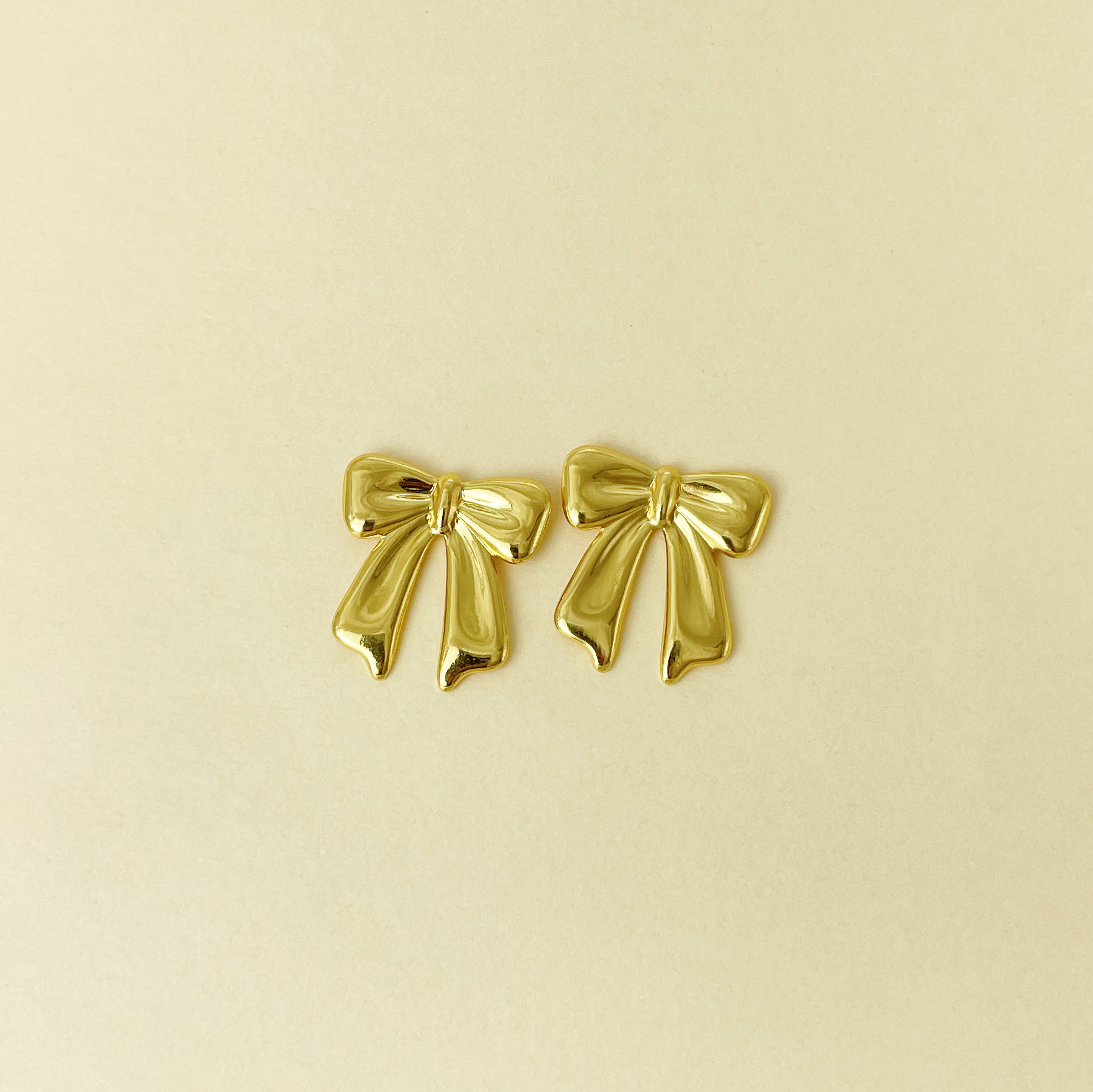 Bow Bling Earring